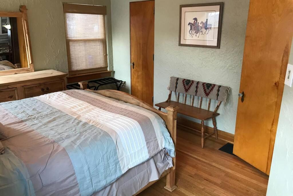 Charming Remodeled Golf Course Area Home Colorado Springs Exteriör bild